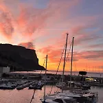 Cassis, Le Grand Bleu Cassis