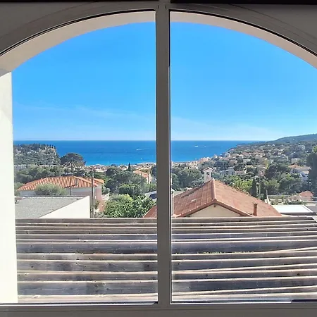 Cassis, Le Grand Bleu, Triplex Vue Mer, Port 10mn à Pieds Appartement *