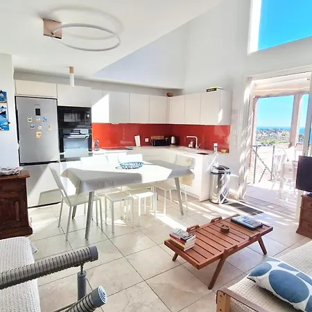 Appartement Cassis, Le Grand Bleu, Triplex Vue Mer, Port 10mn à Pieds